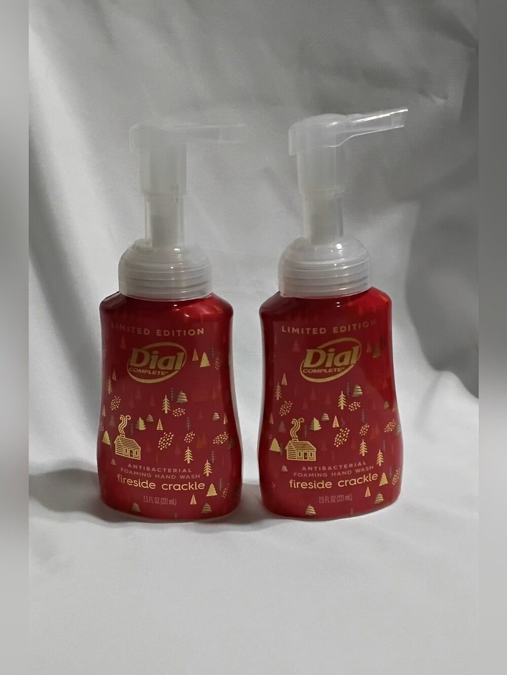 Dial Fireside Crackle ScentFoaming Hand Wash 7.5 Fl Oz Lot of 2 Limited Edition